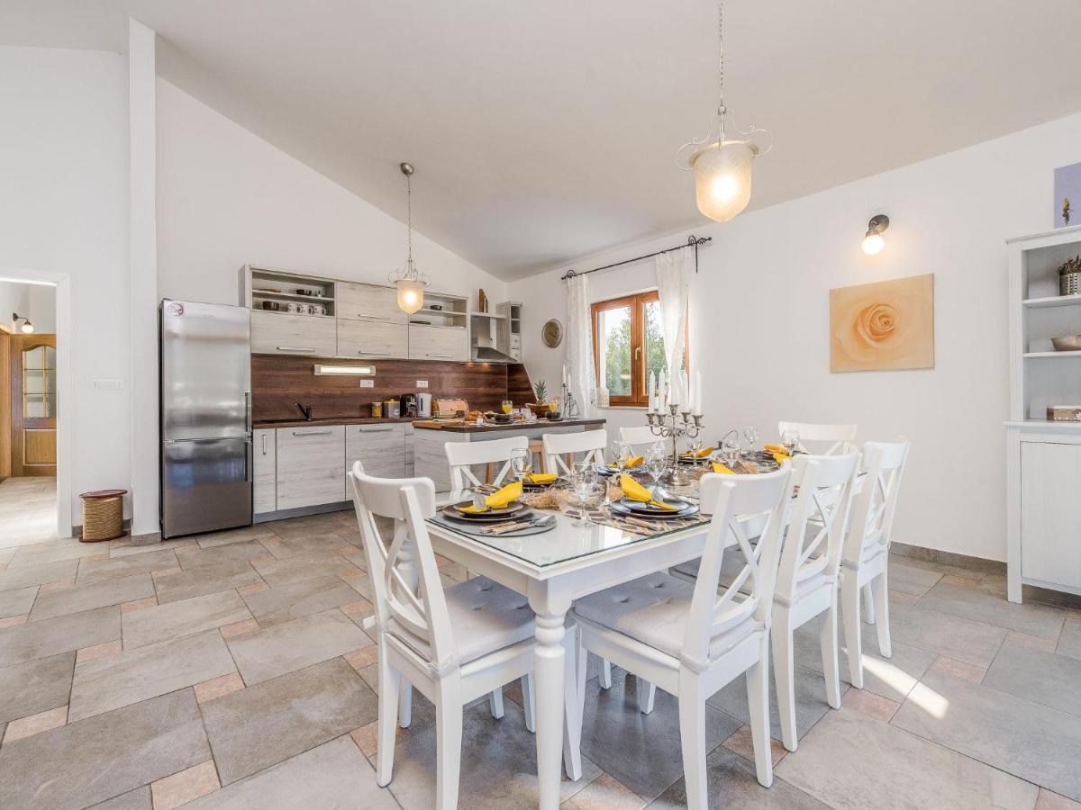 Holiday Home Velebit By Interhome Rovanjska Kültér fotó